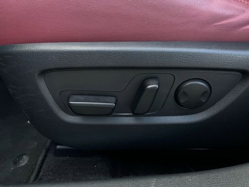 Used 2025 MAZDA CX-30 AWD 2.5 S w/ Preferred Package image 11