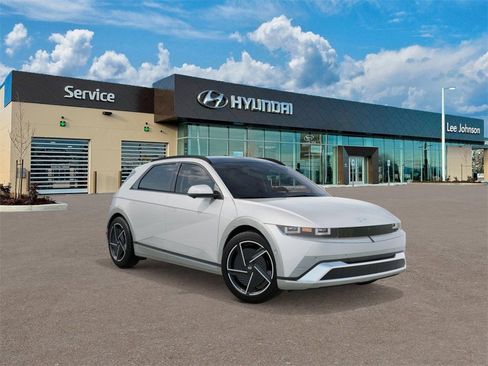 New 2026 Hyundai Ioniq 5 Limited image 2