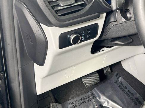 Used 2025 Ford Escape Active w/ Cold Weather Package AWD/4WD image 10