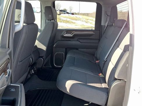 Used 2025 Chevrolet Silverado 2500 LT w/ Convenience Package AWD/4WD image 8