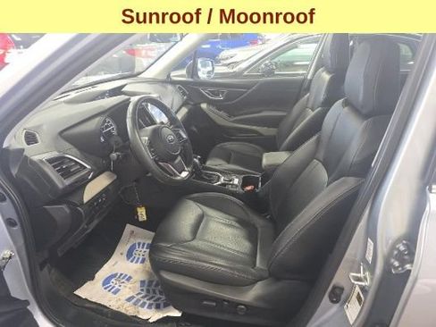 Used 2023 Subaru Forester Limited AWD/4WD image 5