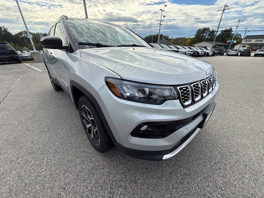 New 2026 Jeep Compass Limited AWD/4WD image 7