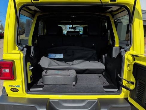 Used 2023 Jeep Wrangler Unlimited Sahara w/ Cold Weather Group image 23