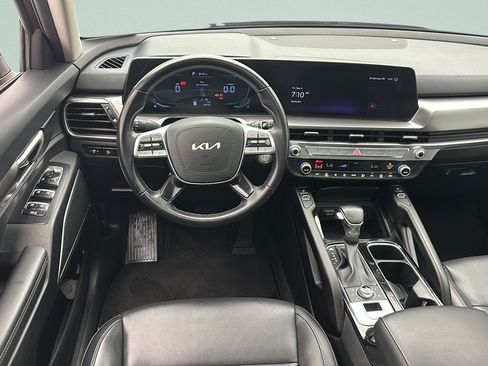 Used 2025 Kia Telluride S AWD/4WD image 10