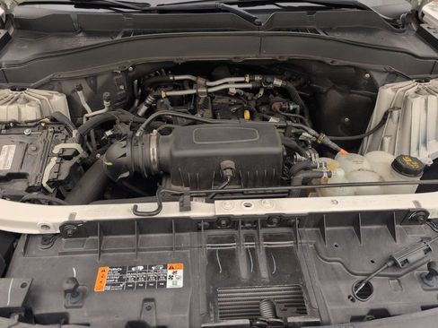 Used 2021 Ford Explorer XLT w/ Equipment Group 202A RWD image 38