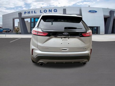 Used 2019 Ford Edge Titanium image 5