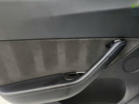 Used 2020 Tesla Model Y Long Range AWD/4WD image 44