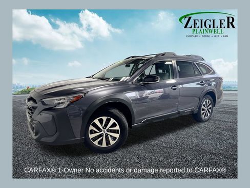 Used 2023 Subaru Outback Premium AWD/4WD image 1