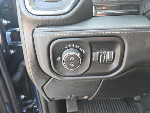 Used 2024 RAM 2500 Limited image 42