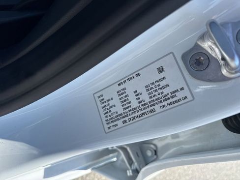 Used 2023 Tesla Model 3 Standard Range RWD image 37