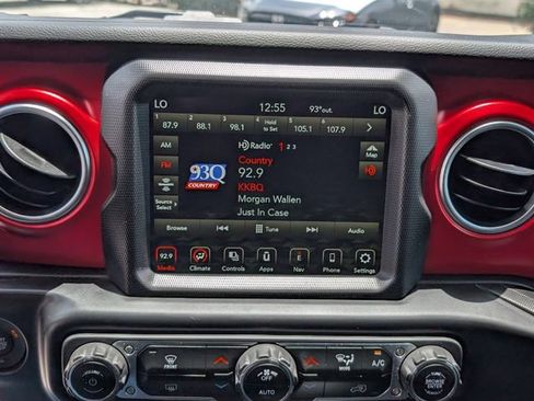 Used 2023 Jeep Wrangler Unlimited Rubicon AWD/4WD image 19