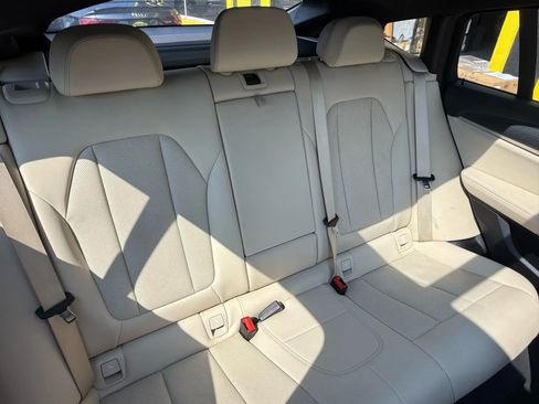 Used 2022 BMW X4 xDrive30i w/ Convenience Package image 23