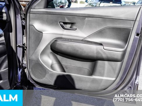 Used 2025 Hyundai Kona SEL image 44