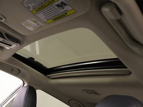 Used 2024 Subaru Outback Touring XT image 15