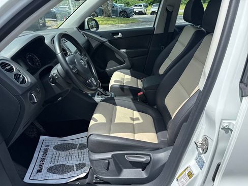 Used 2017 Volkswagen Tiguan S AWD/4WD image 9