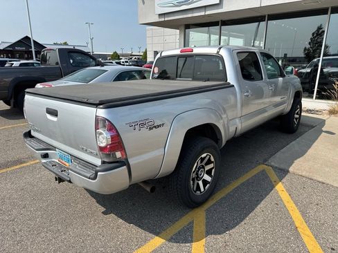 Used 2010 Toyota Tacoma 4x4 Double Cab V6 image 5