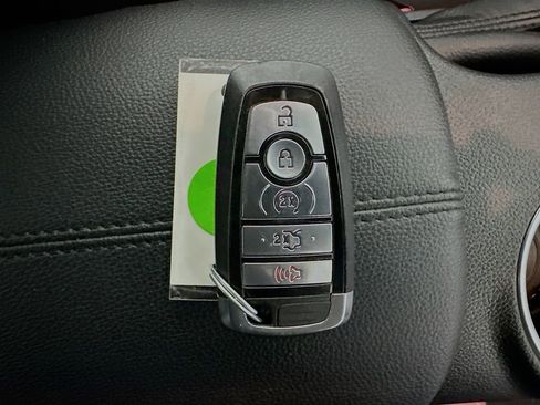 Used 2019 Ford Mustang Convertible w/ Equipment Group 101A image 39