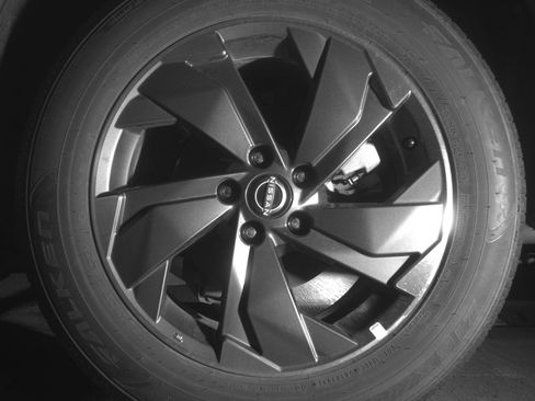 Used 2025 Nissan Rogue SV FWD image 14