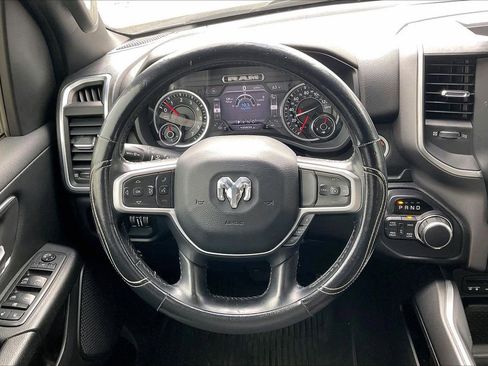 Used 2019 RAM 1500 Big Horn image 10