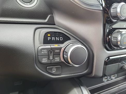 New 2026 RAM 1500 4x4 Crew Cab image 20
