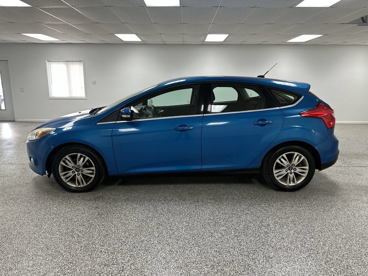 Used 2012 Ford Focus SEL FWD image 5