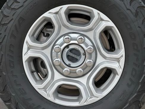 Used 2025 Ford F250 XLT w/ FX4 Off-Road Package AWD/4WD image 7