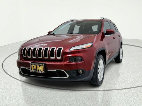 Used 2015 Jeep Cherokee Limited AWD/4WD image 2