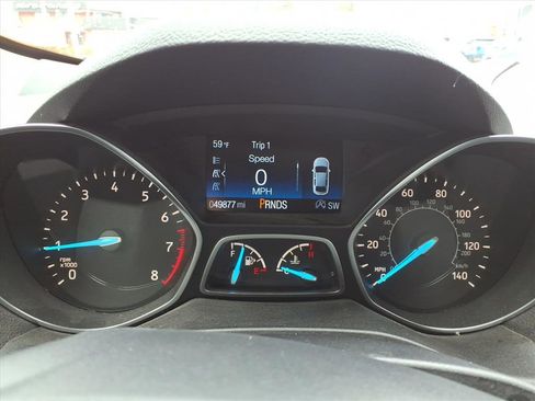 Used 2019 Ford Escape SEL image 18