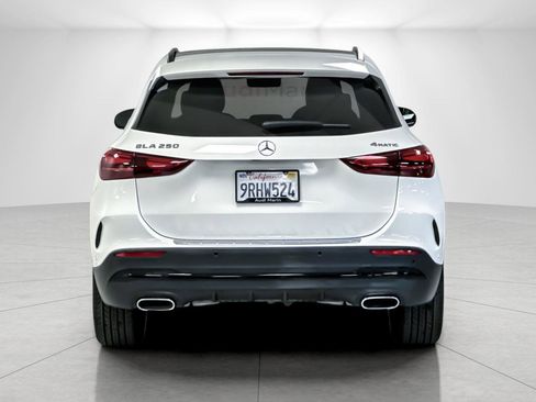 Used 2025 Mercedes-Benz GLA 250 4MATIC image 4