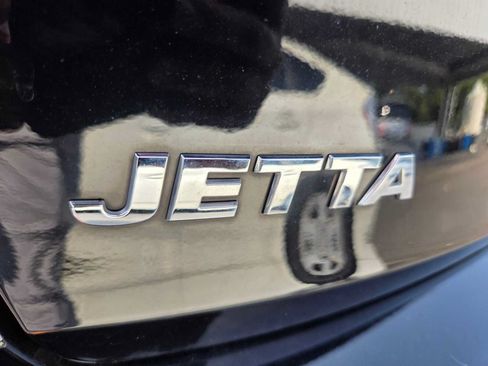 Used 2019 Volkswagen Jetta S w/ Driver Assistance Package FWD image 4