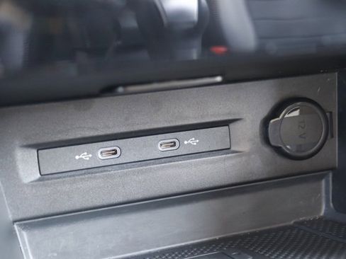 Used 2024 Volkswagen Taos SEL image 28