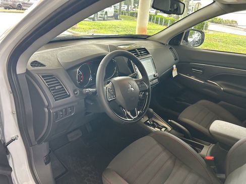New 2025 Mitsubishi Outlander Sport SE image 6