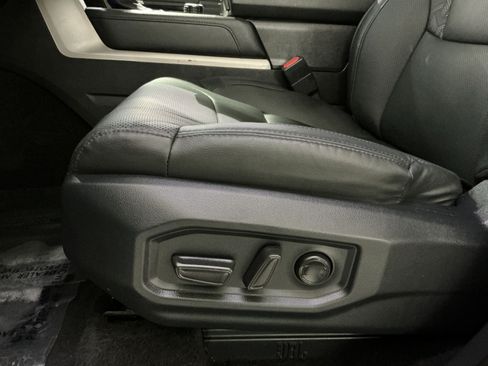 Used 2024 Toyota Sequoia Limited w/ Tow Technology Package AWD/4WD image 15