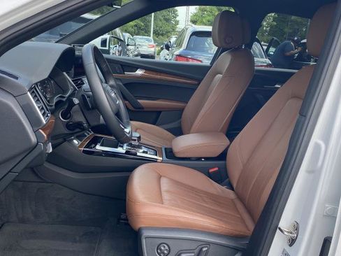 Used 2022 Audi Q5 2.0T Premium w/ Convenience Package image 15