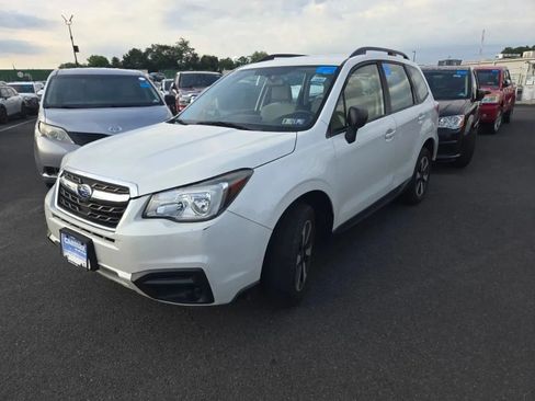 Used 2017 Subaru Forester 2.5i w/ Alloy Wheel Package AWD/4WD image 1