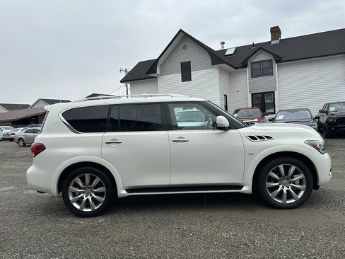 Used 2014 INFINITI QX80 4WD w/ Deluxe Touring Package image 27