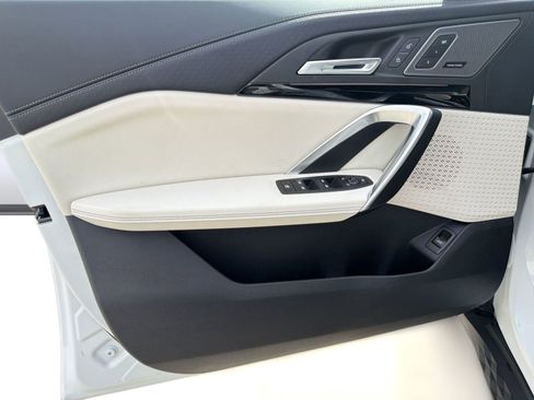 New 2026 BMW X2 xDrive28i w/ Technology Package image 12