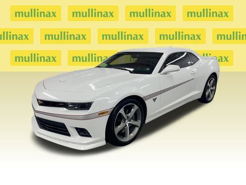 Used 2015 Chevrolet Camaro SS w/ Commemorative Special Edition image 13