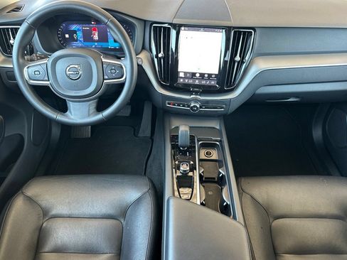 Used 2024 Volvo XC60 B5 Core AWD/4WD image 16