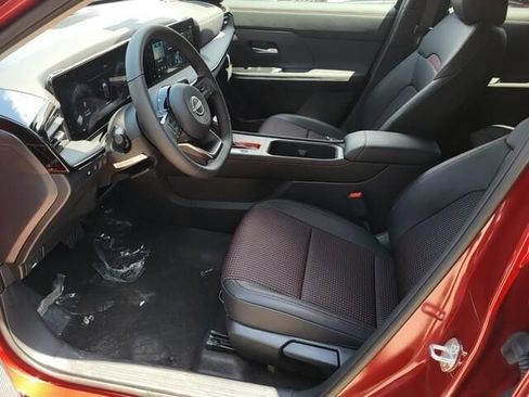 New 2025 Nissan Kicks SR w/ Illumination Package image 18