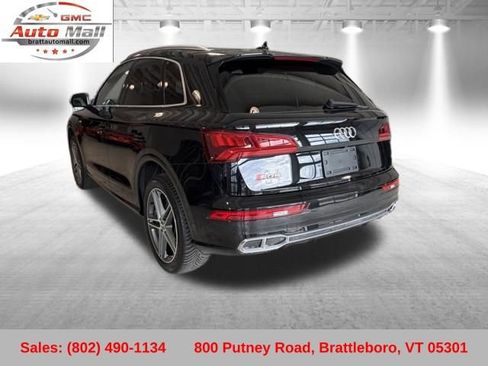 Used 2018 Audi SQ5 Premium Plus w/ Navigation Package image 3