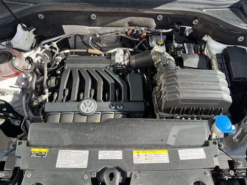 Used 2021 Volkswagen Atlas SEL Premium image 25