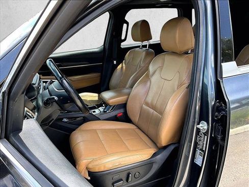 Used 2022 Kia Telluride SX w/ Towing Package FWD image 24