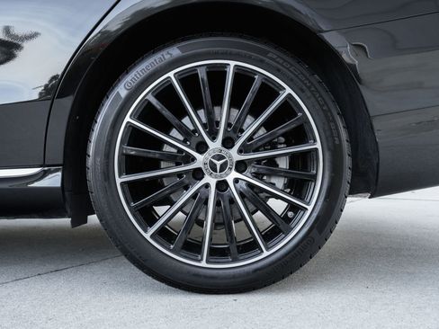 Used 2021 Mercedes-Benz C 300 Sedan image 30