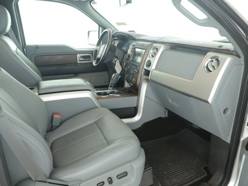 Used 2014 Ford F150 Lariat w/ Equipment Group 502A Luxury image 8