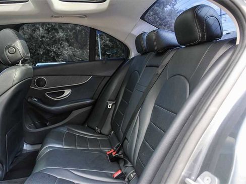 Used 2017 Mercedes-Benz C 300 Sedan image 17