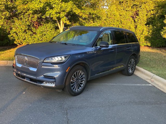 Certified 2021 Lincoln Aviator Reserve w/ Equipment Group 201A AWD/4WD image 3
