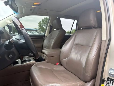 Used 2015 Lexus GX 460 w/ Premium Package AWD/4WD image 25