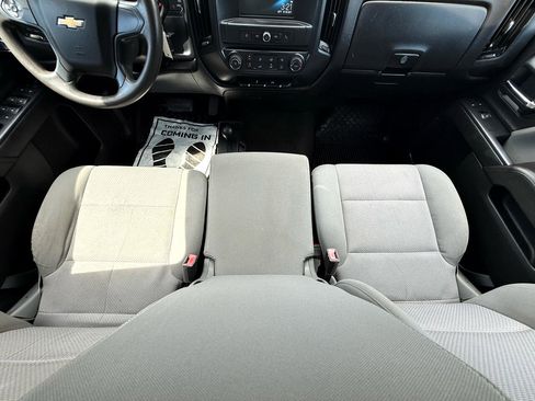 Used 2018 Chevrolet Silverado 1500 Custom w/ Custom Convenience Package image 27