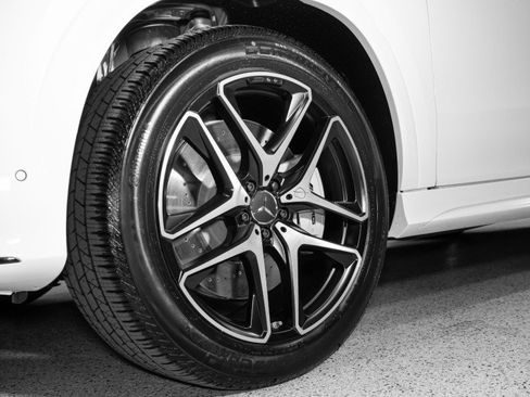 New 2026 Mercedes-Benz GLE 53 AMG 4MATIC Coupe image 31